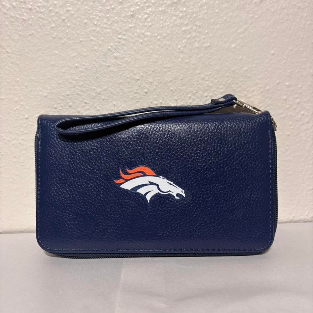 Brand new Navy blue NFL Denver Broncos wallet